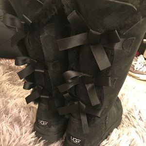 Ugg Bailey Bow Black